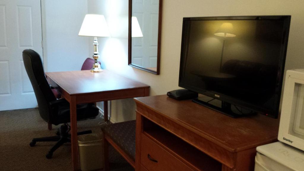 Redwood Motor Inn Brandon Ngoại thất bức ảnh