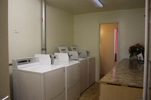 Redwood Motor Inn Brandon Ngoại thất bức ảnh